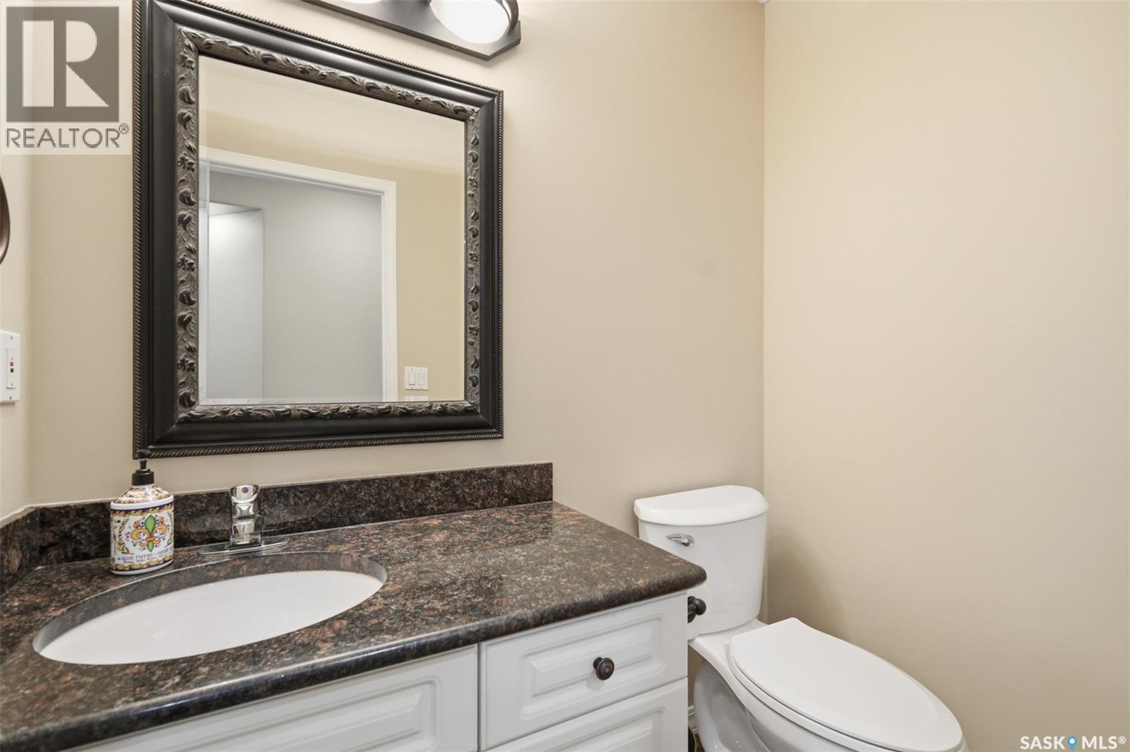 106 Mendel Crescent, Saskatoon, SK