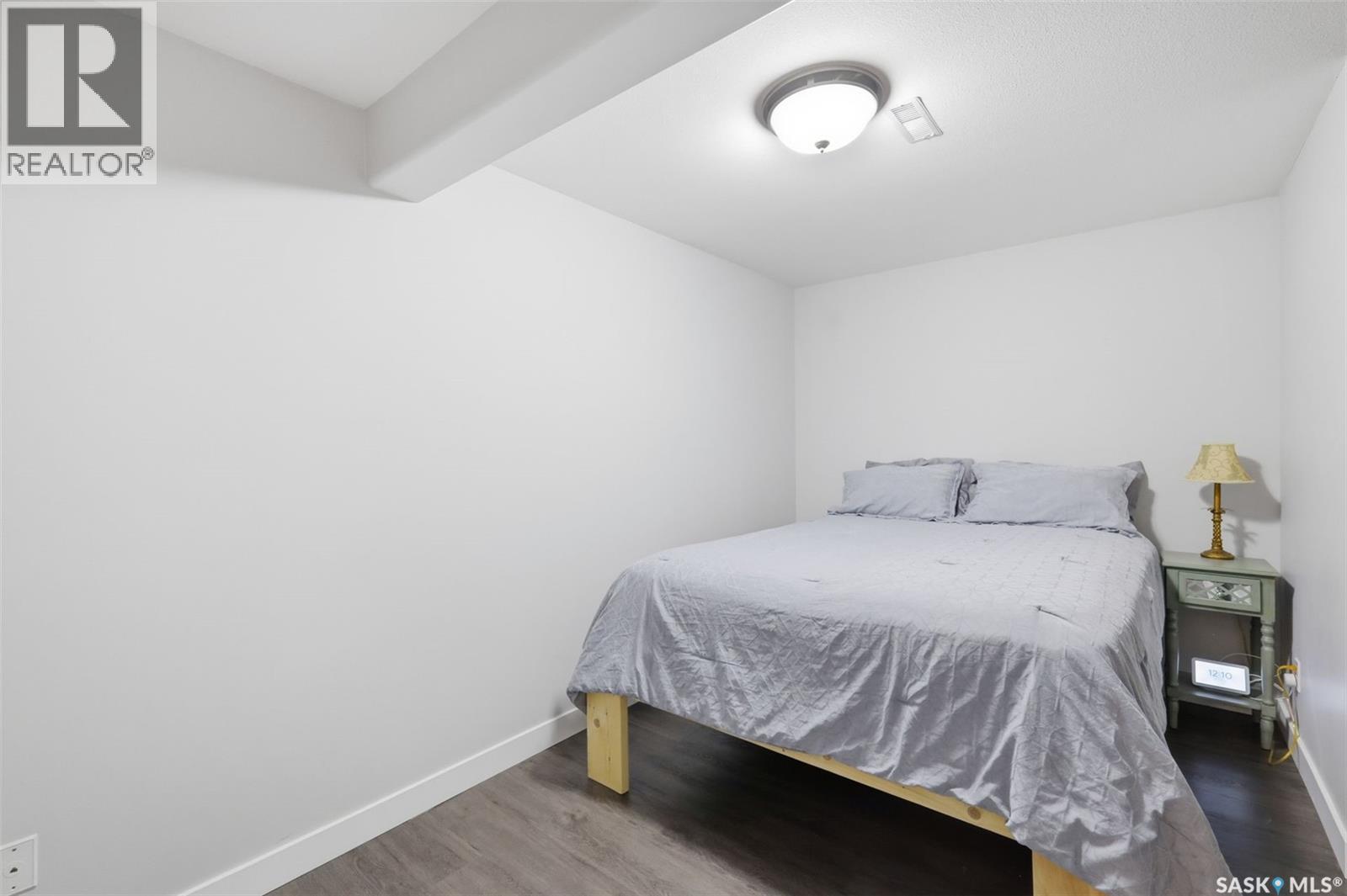 106 Mendel Crescent, Saskatoon, SK