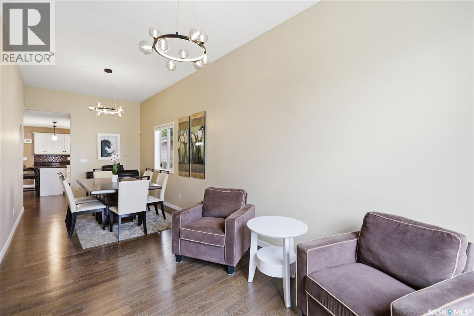 106 Mendel Crescent, Saskatoon, SK