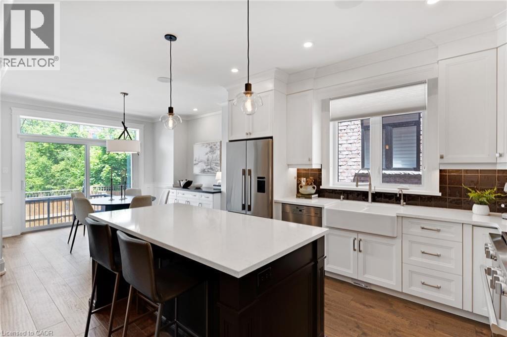 12 George Street, Waterloo, ON