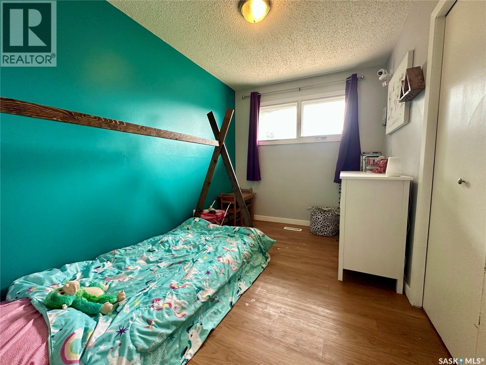 100 1St Street E, Warman, SK