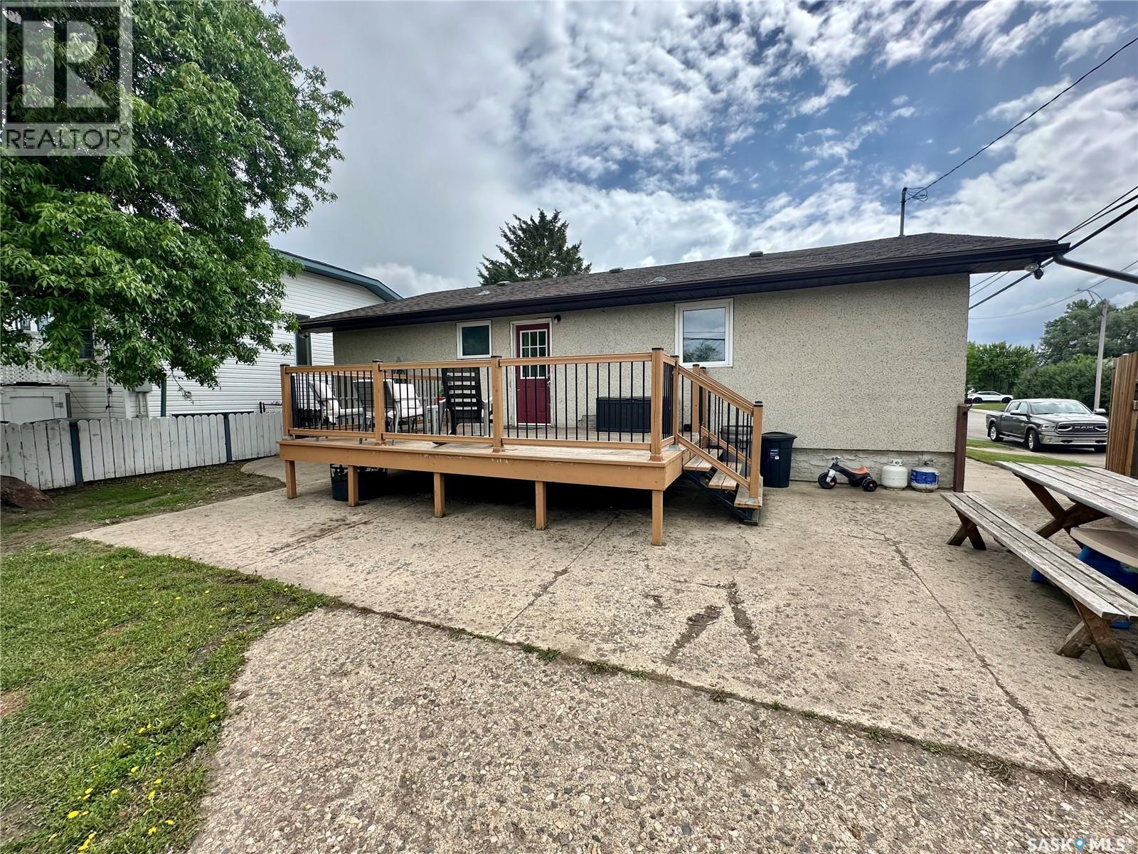 100 1St Street E, Warman, SK