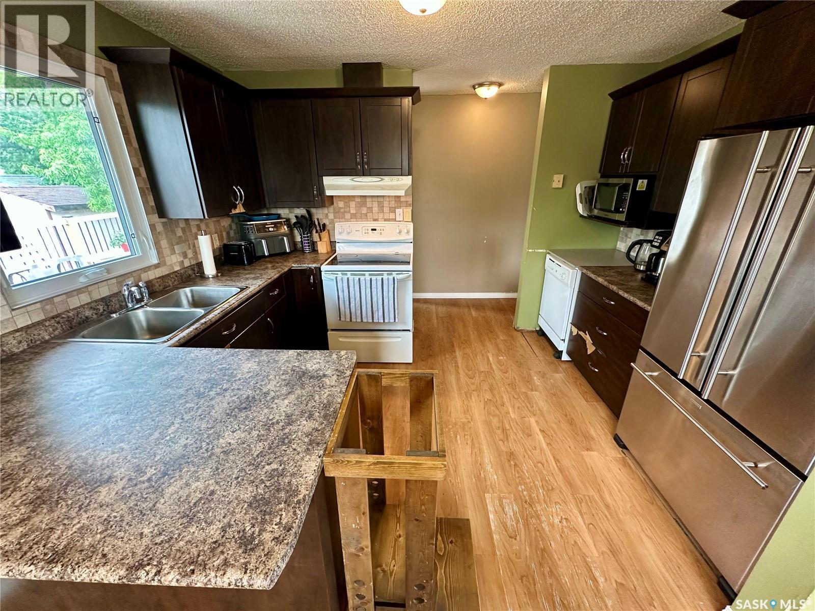 100 1St Street E, Warman, SK