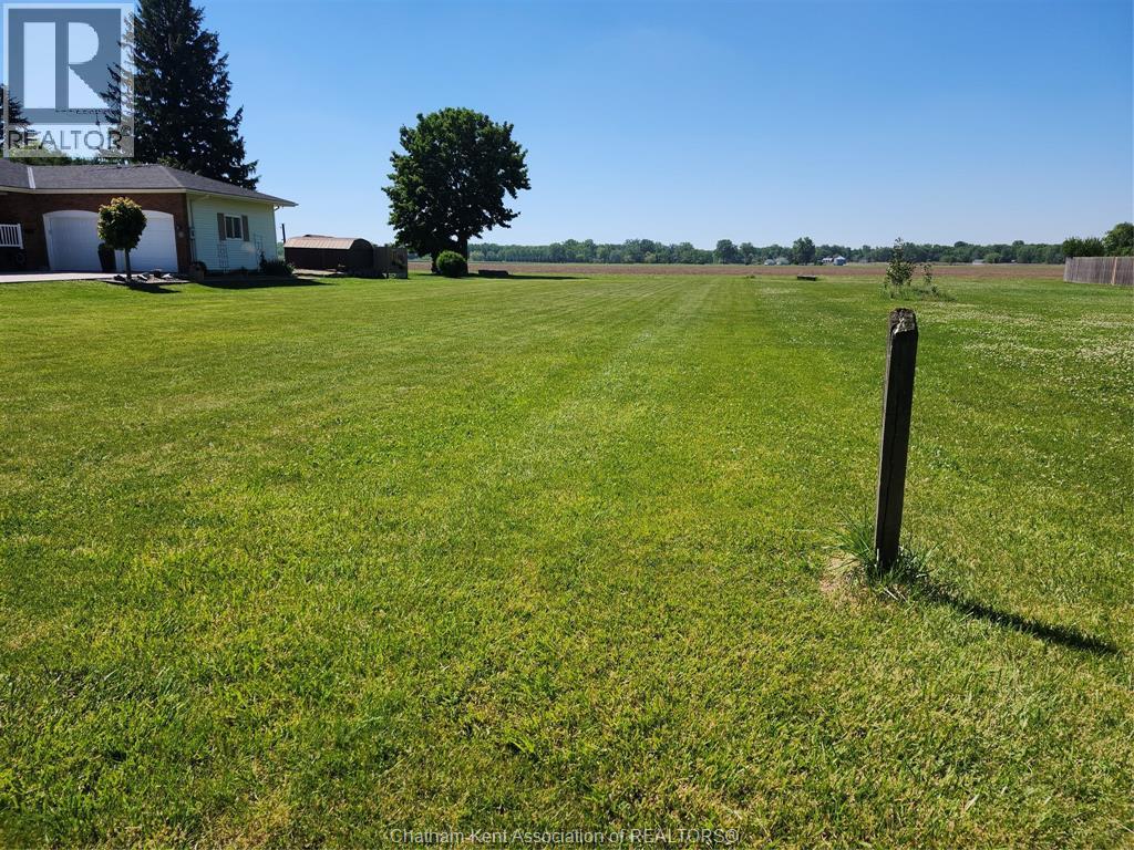7005 Dufferin Avenue, Wallaceburg, ON