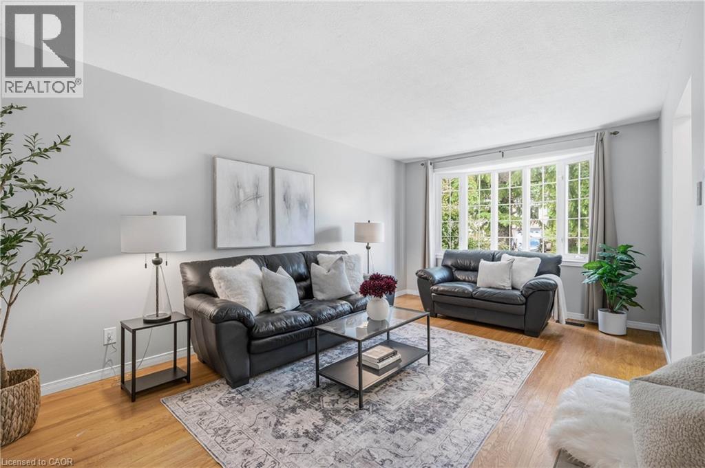 613 Dogwood Lane, Waterloo, ON