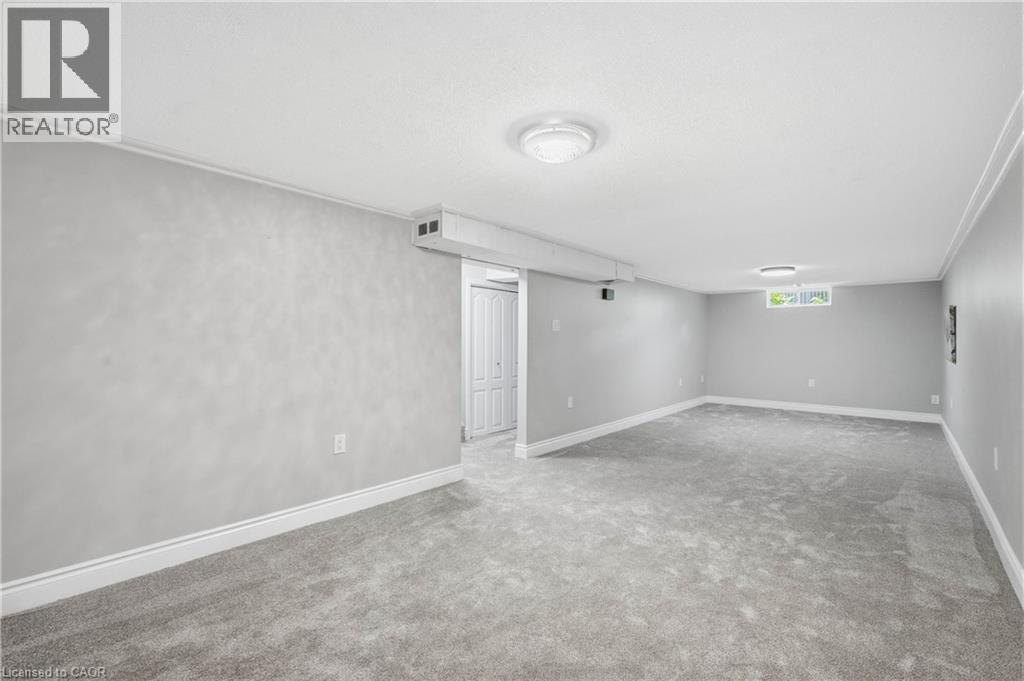 613 Dogwood Lane, Waterloo, ON