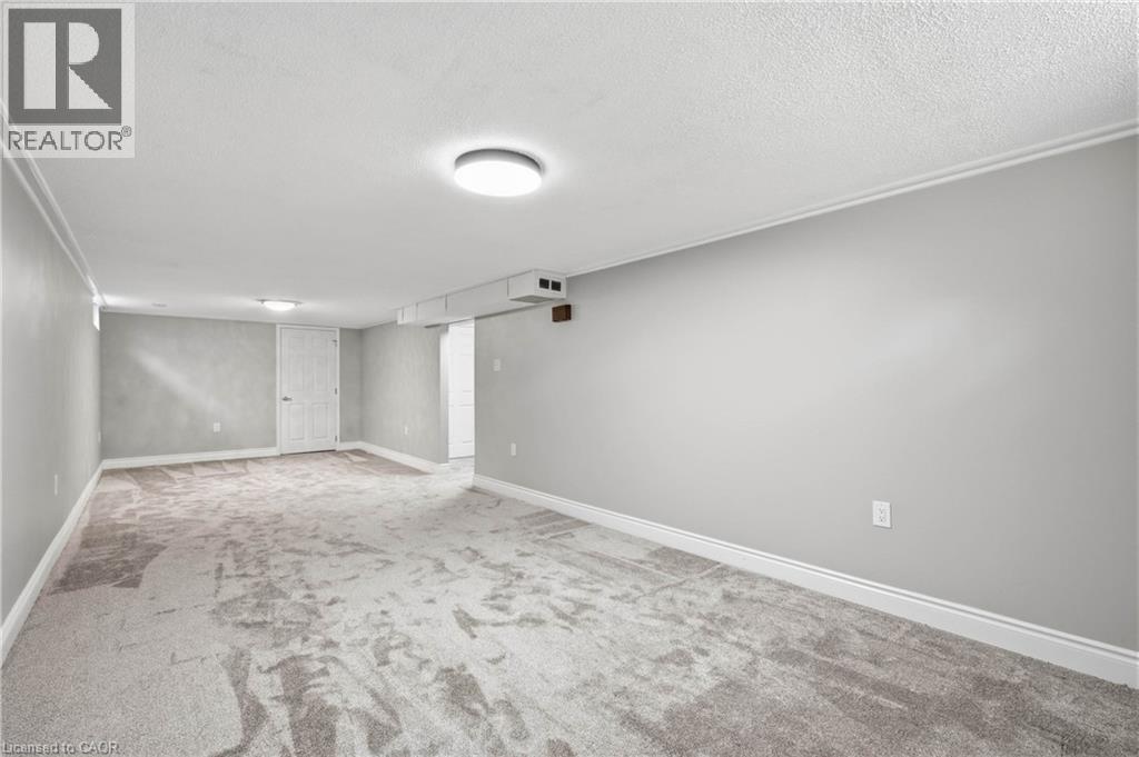 613 Dogwood Lane, Waterloo, ON