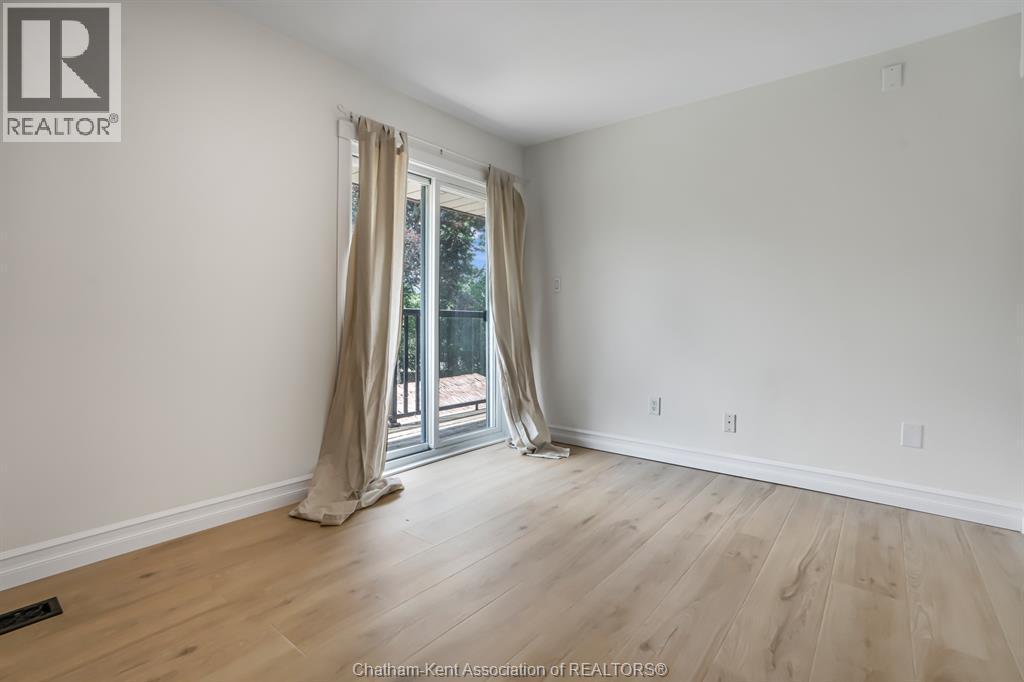 74 University Drive, Chatham, ON