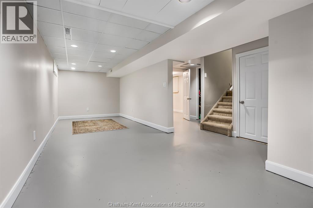 74 University Drive, Chatham, ON