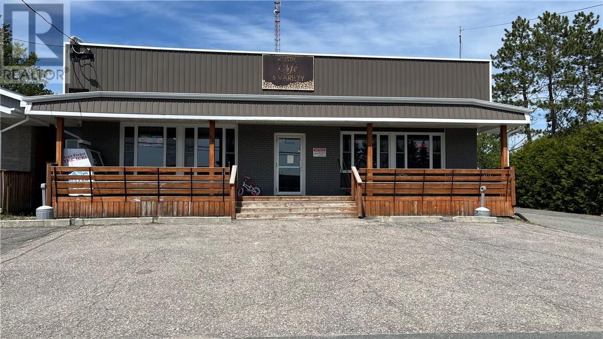 15 Rutland, Warren, ON