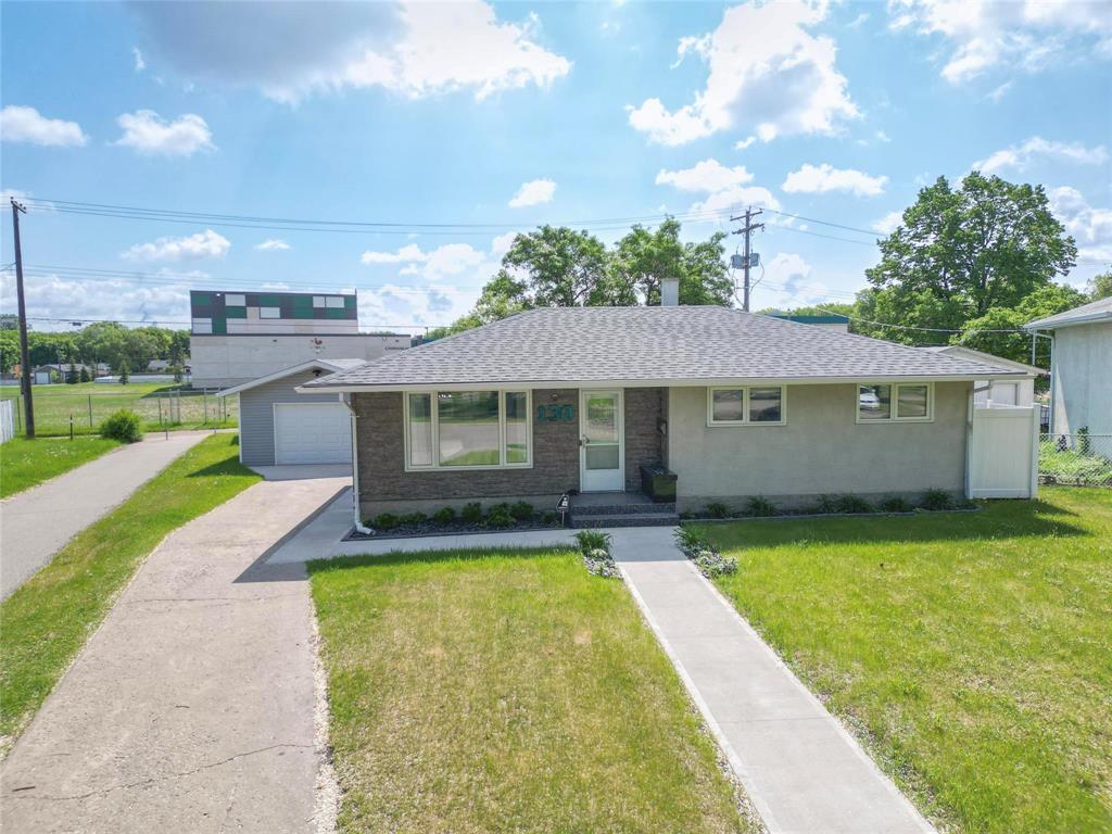 130 Madison Crescent, Brandon, MB