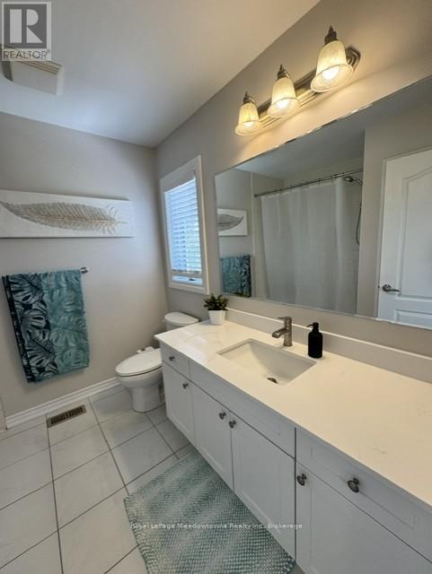 178 West Oak Trail, Kitchener, ON