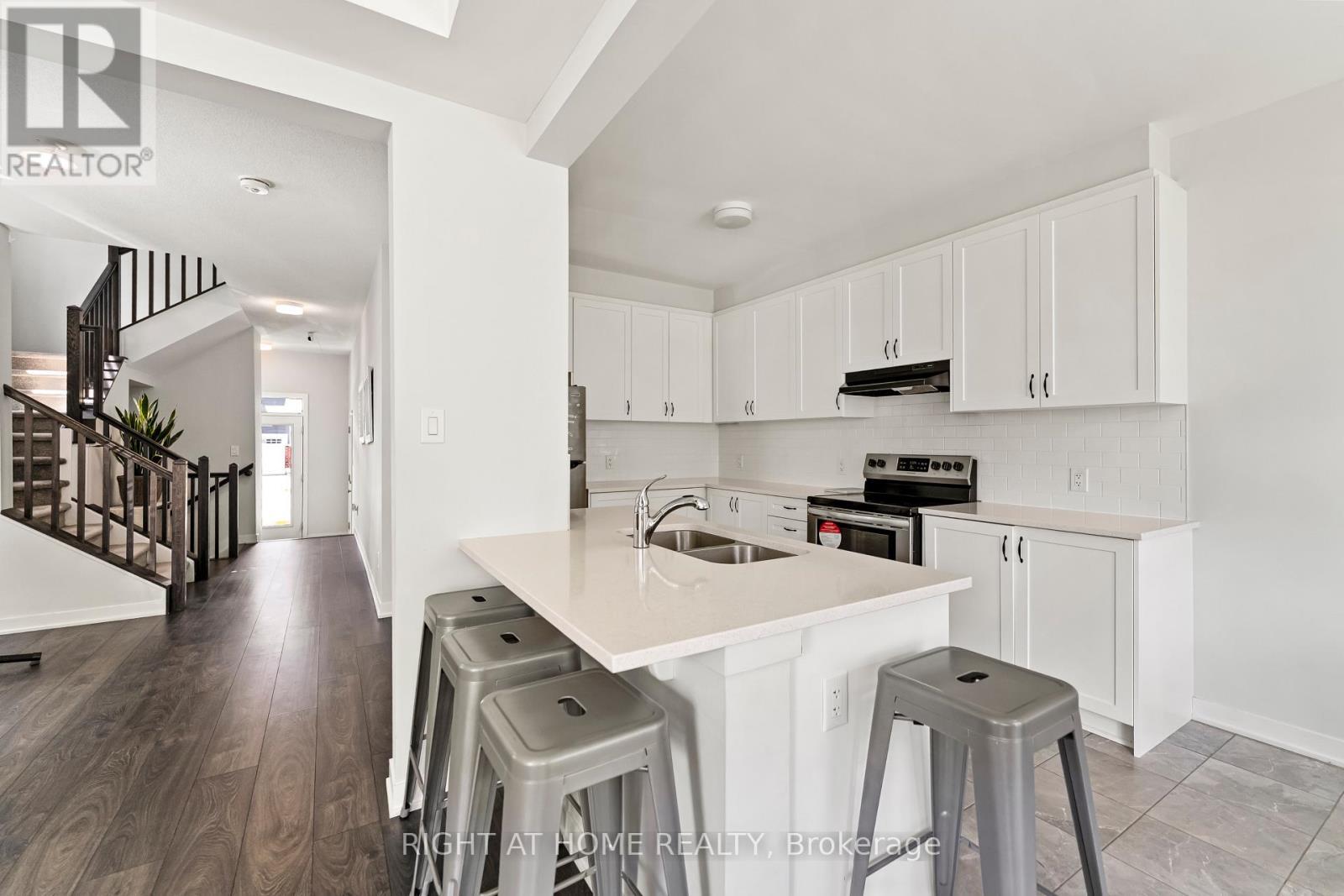 221 Billrian Crescent, Ottawa, ON