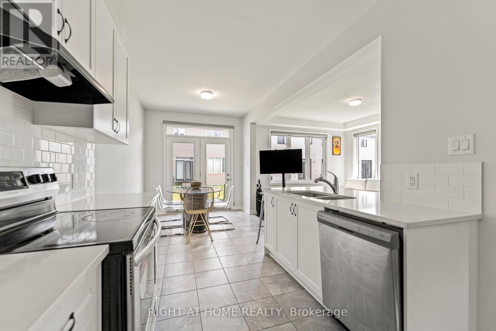 221 Billrian Crescent, Ottawa, ON