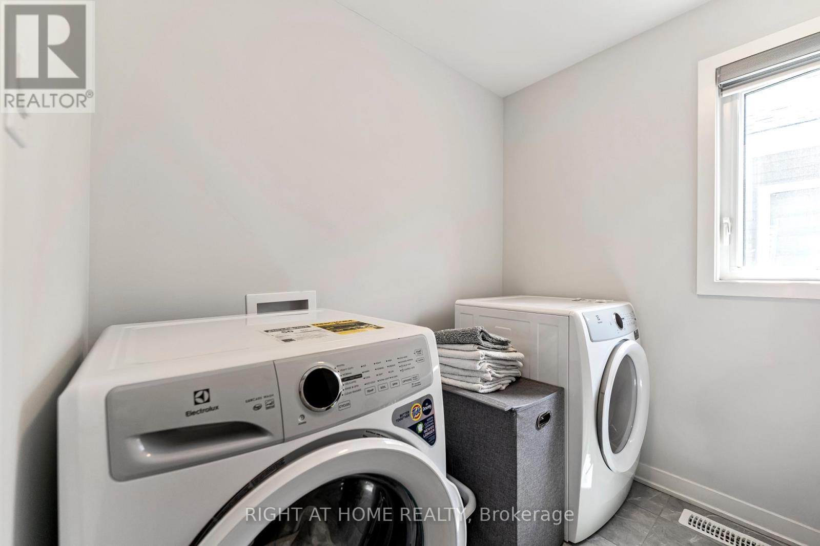 221 Billrian Crescent, Ottawa, ON