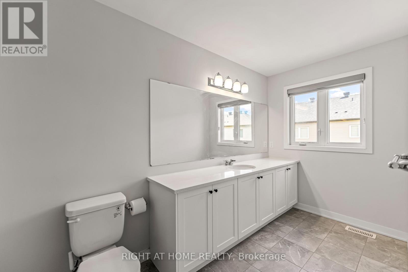 221 Billrian Crescent, Ottawa, ON