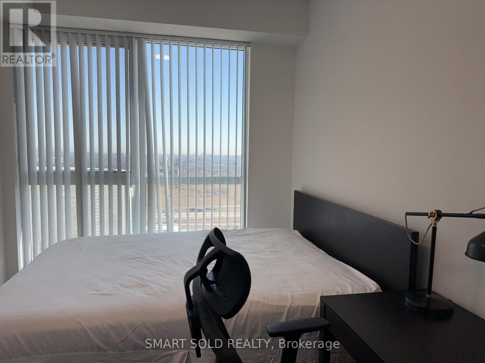 5611 - 8 Interchange Way, Vaughan, ON
