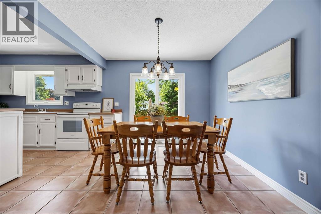 315 Willow Crescent, St Clair, ON