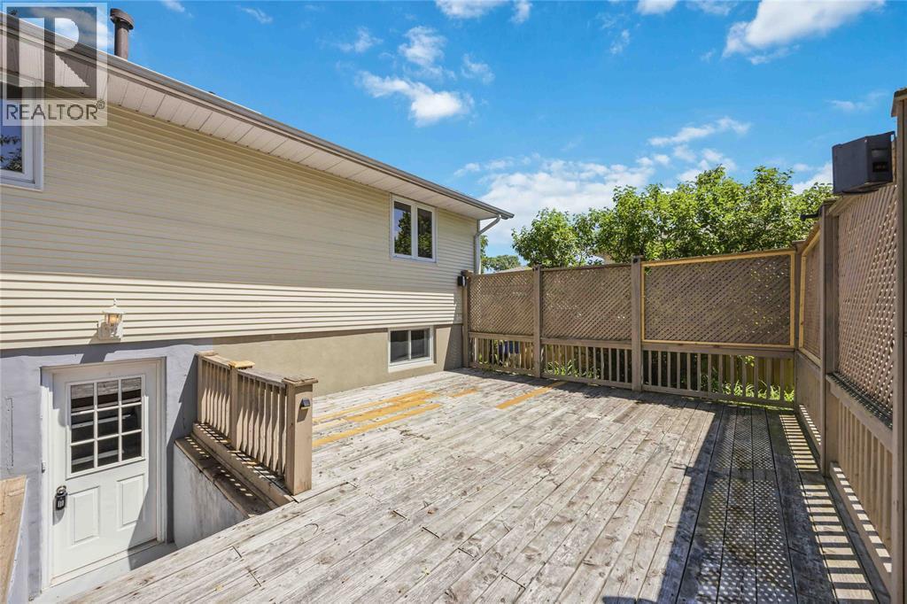 315 Willow Crescent, St Clair, ON