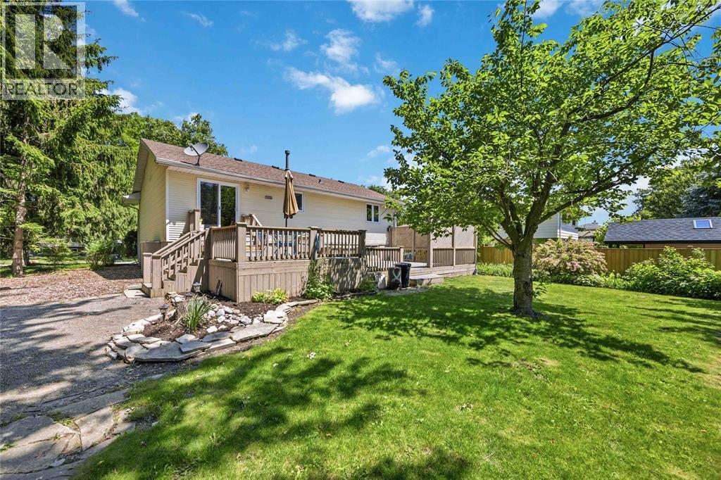 315 Willow Crescent, St Clair, ON