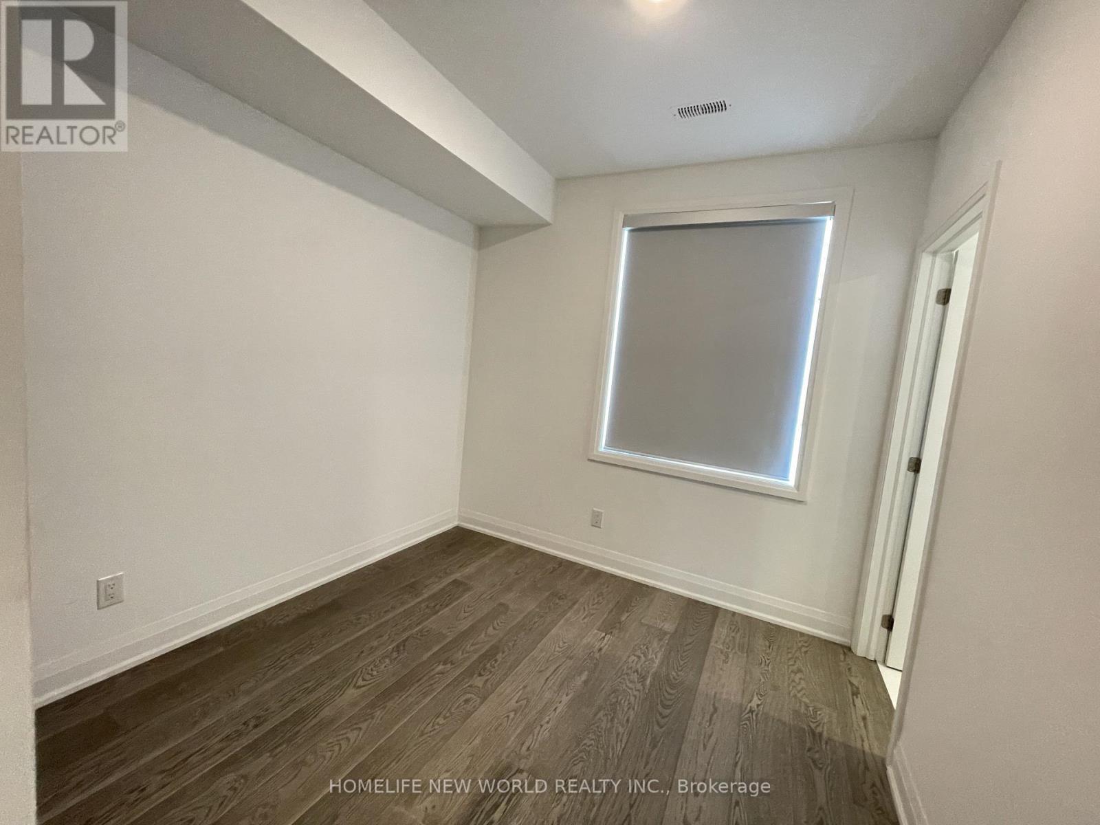 2 - 25 Dervock Crescent, Toronto, ON