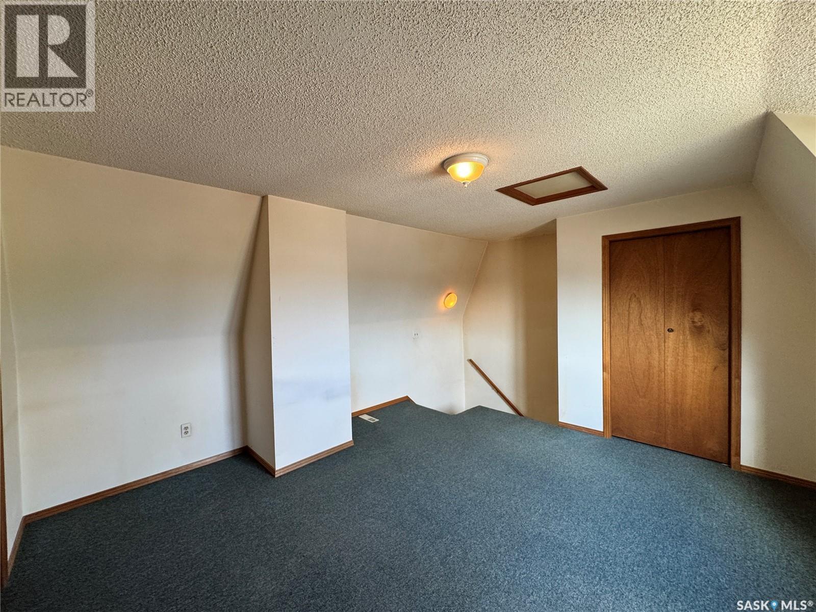 117 2Nd Avenue E, Biggar, SK