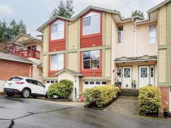 #19-4560 West Saanich Rd Saanich, BC V8Z 3G4