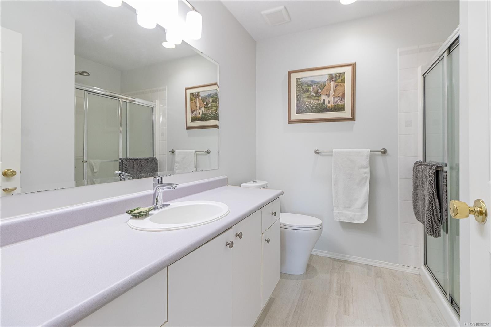 #305-245 First St, Duncan, BC