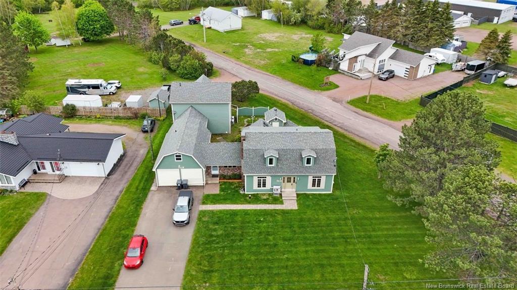 711 Route 133, Pointe-Du-Chêne, NB