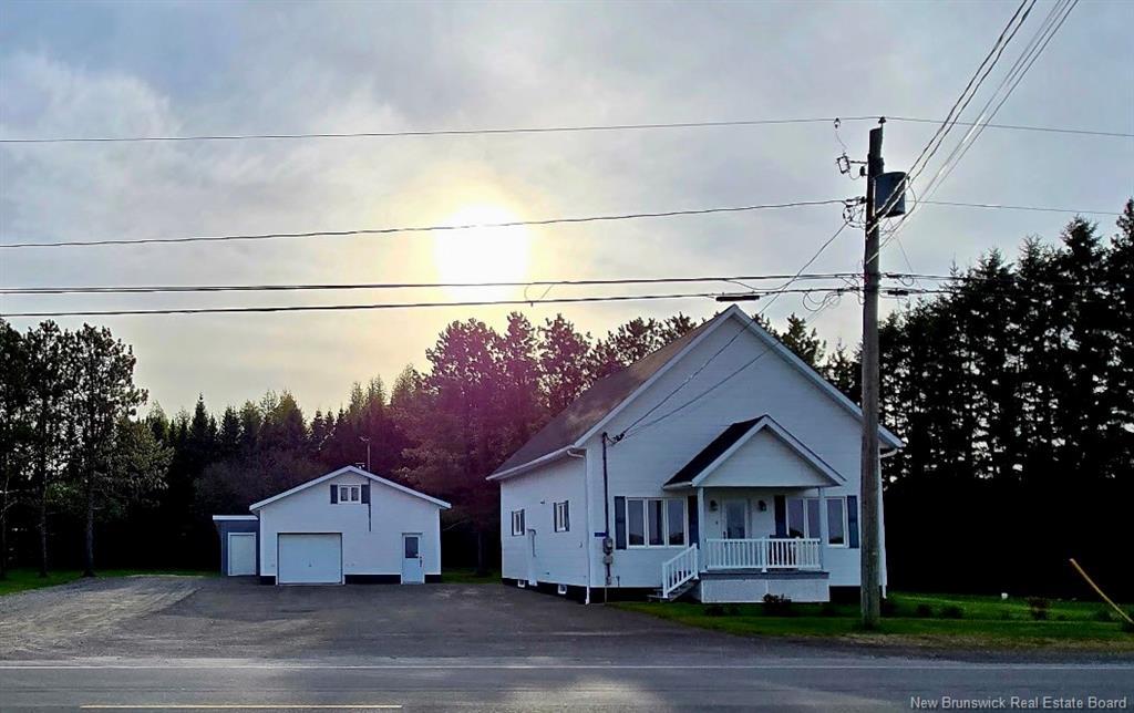 5870 Route 17, Saint-Quentin, NB