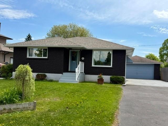 448 Heather Crescent, Thunder Bay, ON