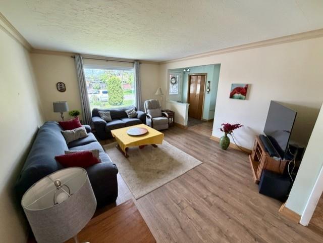 448 Heather Crescent, Thunder Bay, ON