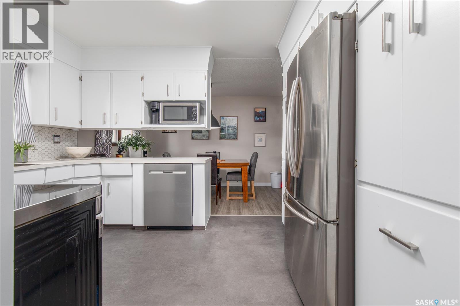 1301 Queen Crescent, Moose Jaw, SK