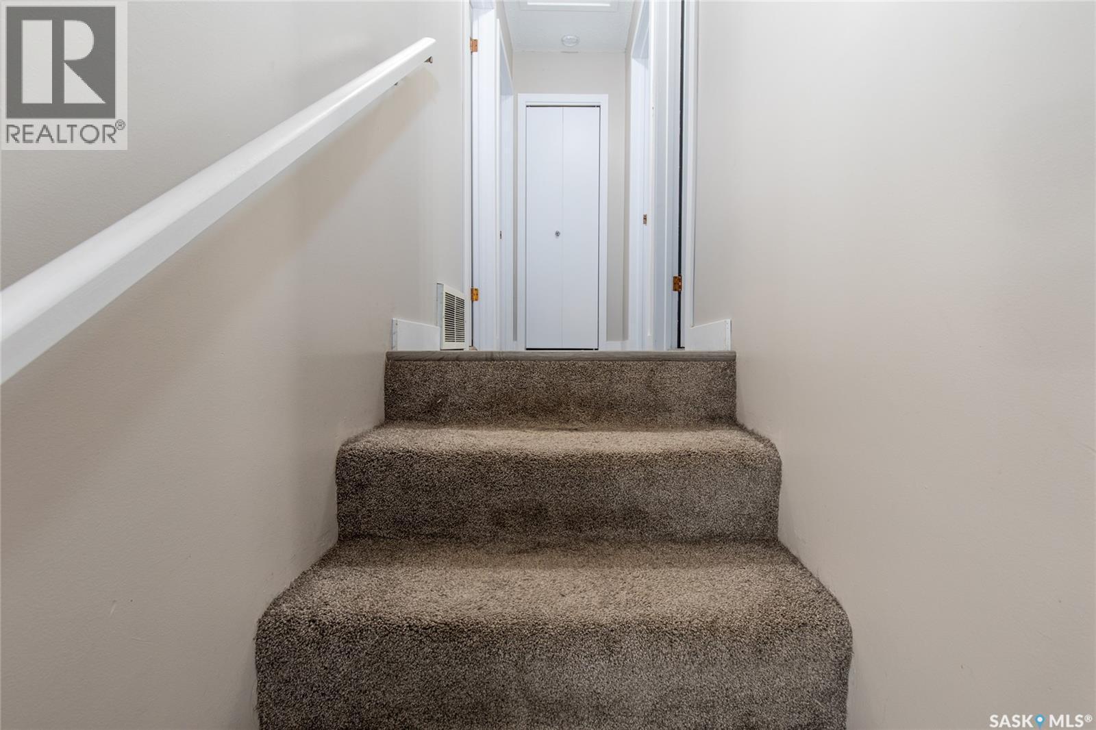 1301 Queen Crescent, Moose Jaw, SK