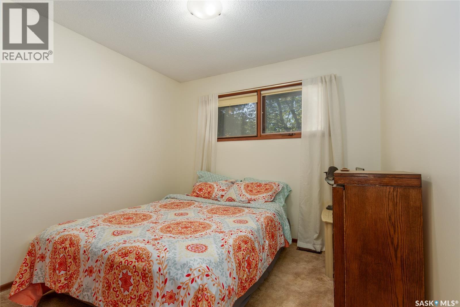 1301 Queen Crescent, Moose Jaw, SK