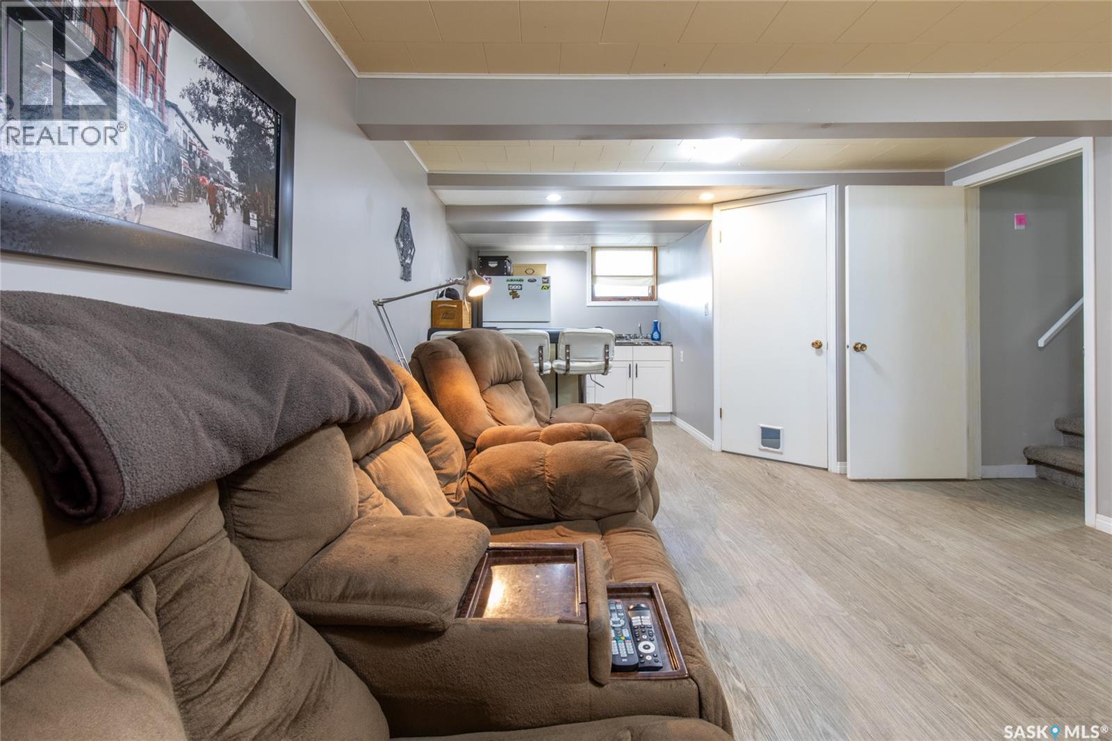 1301 Queen Crescent, Moose Jaw, SK