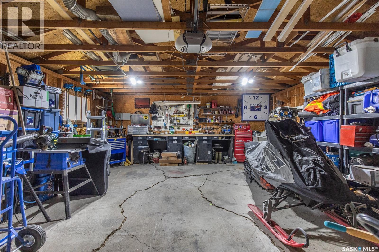 1301 Queen Crescent, Moose Jaw, SK
