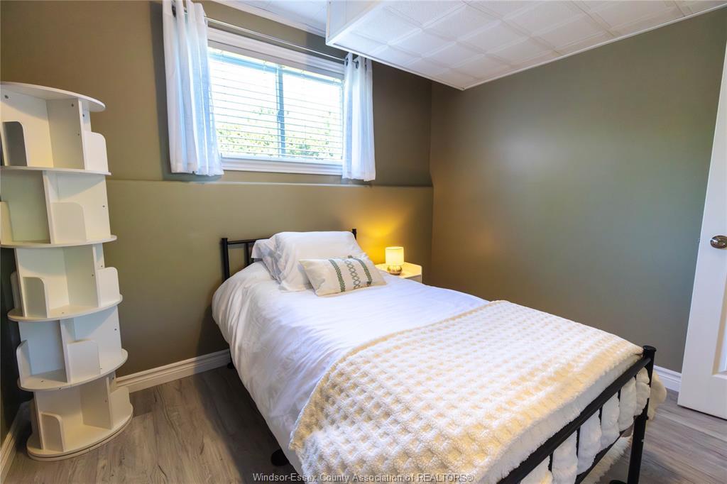 3994 Maple Leaf, Windsor, ON