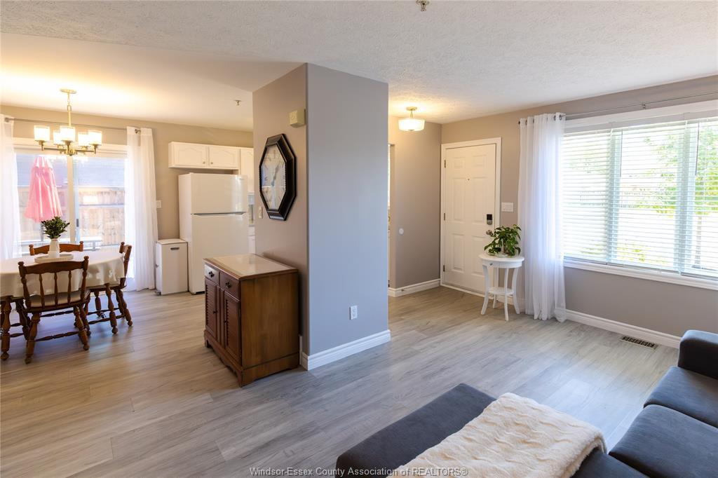 3994 Maple Leaf, Windsor, ON