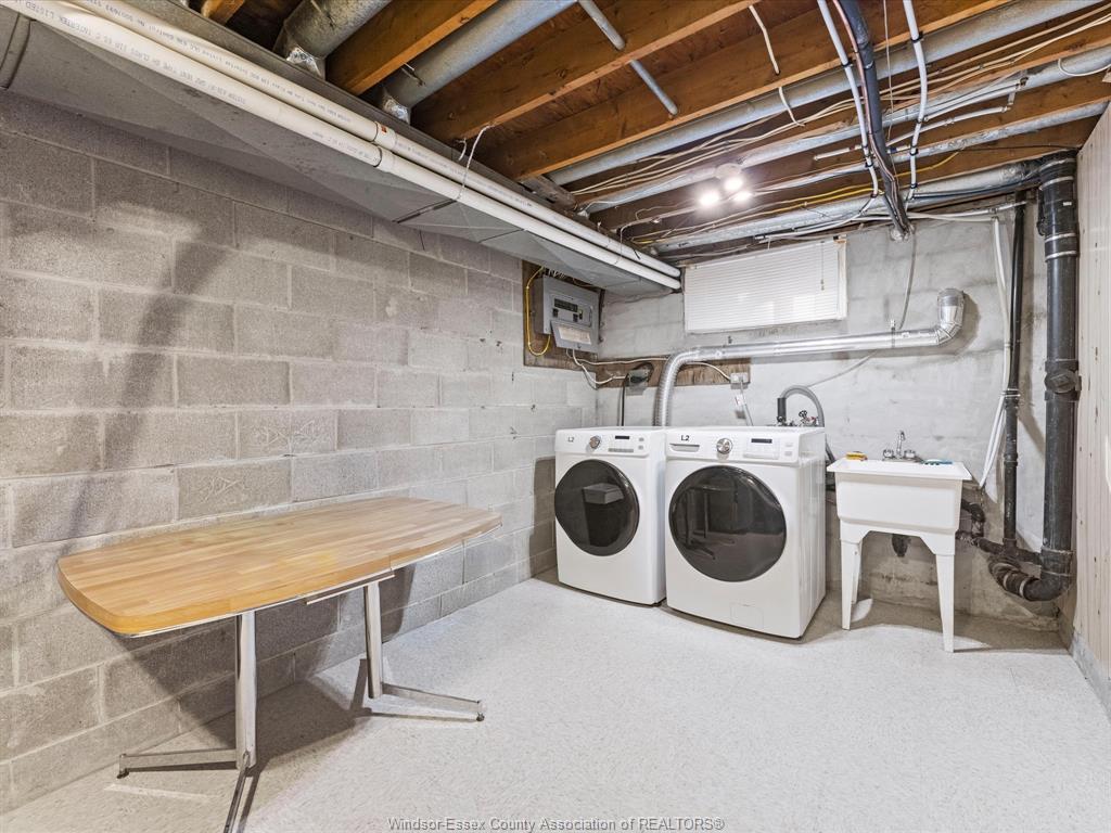 22 Taylor Avenue, Chatham, ON