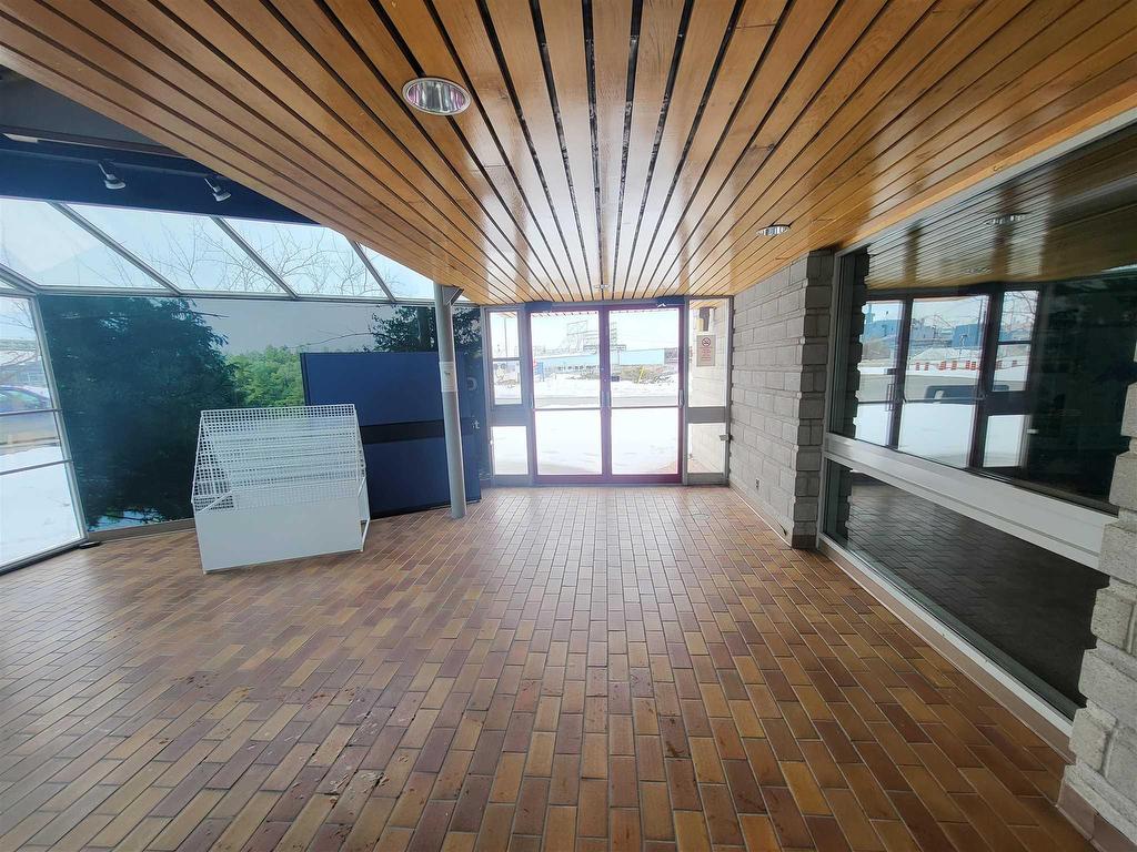 400 Central Avenue, Fort Frances, ON