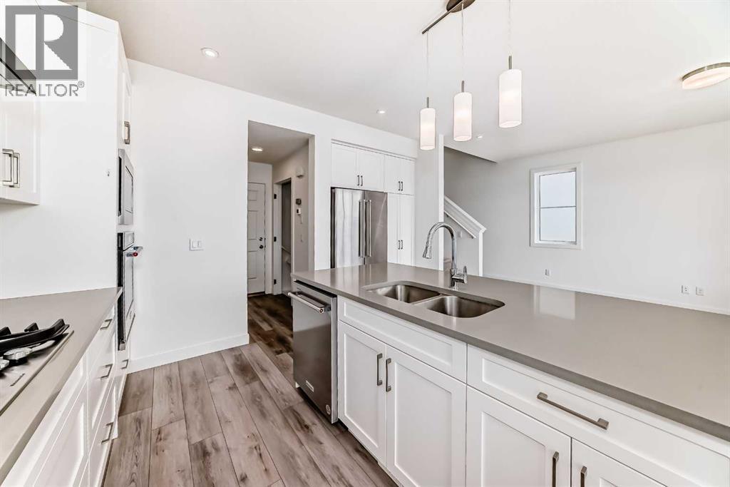 53 Spring Creek Common Sw, Calgary, AB
