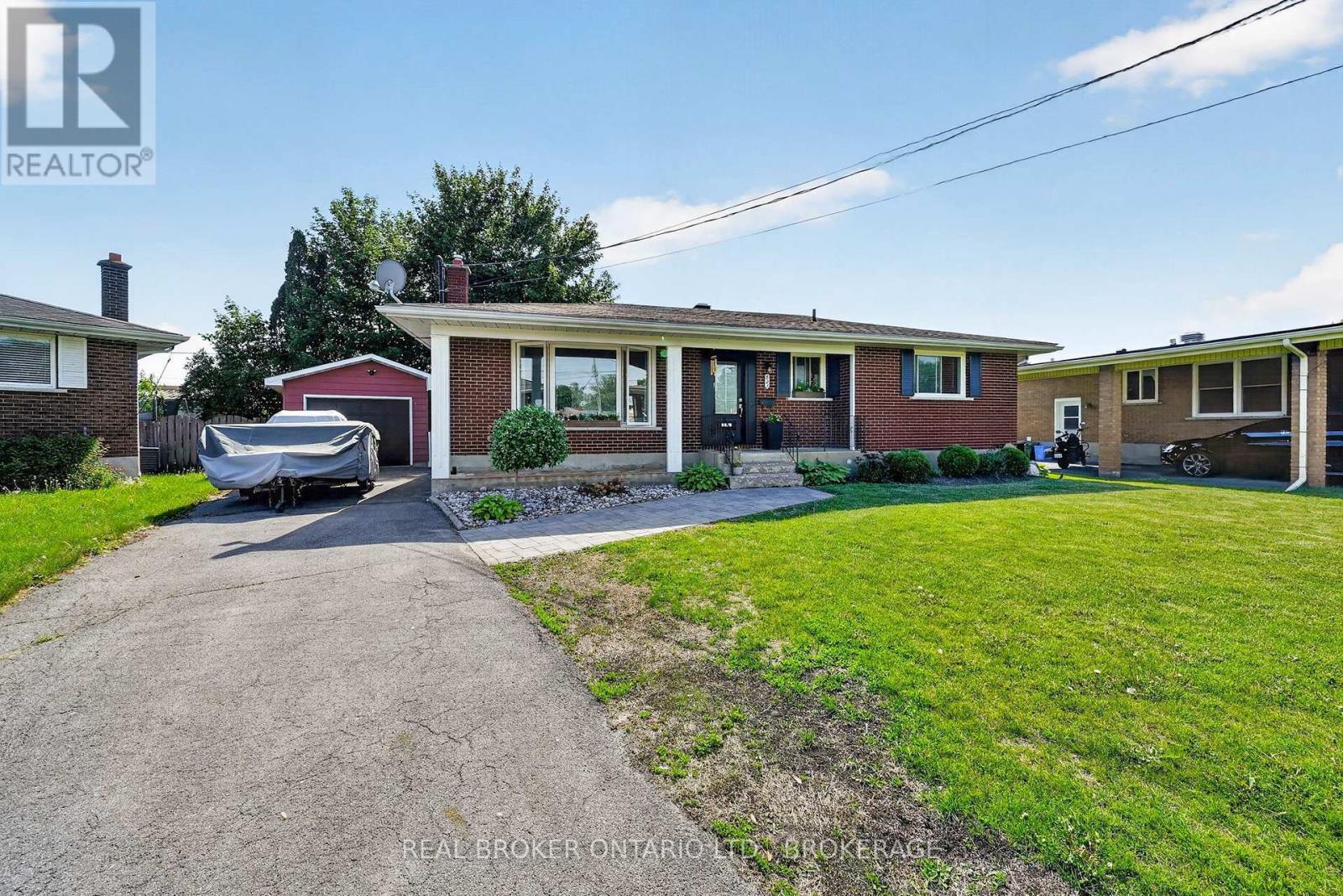 821 Haldimand Crescent, Cornwall, ON