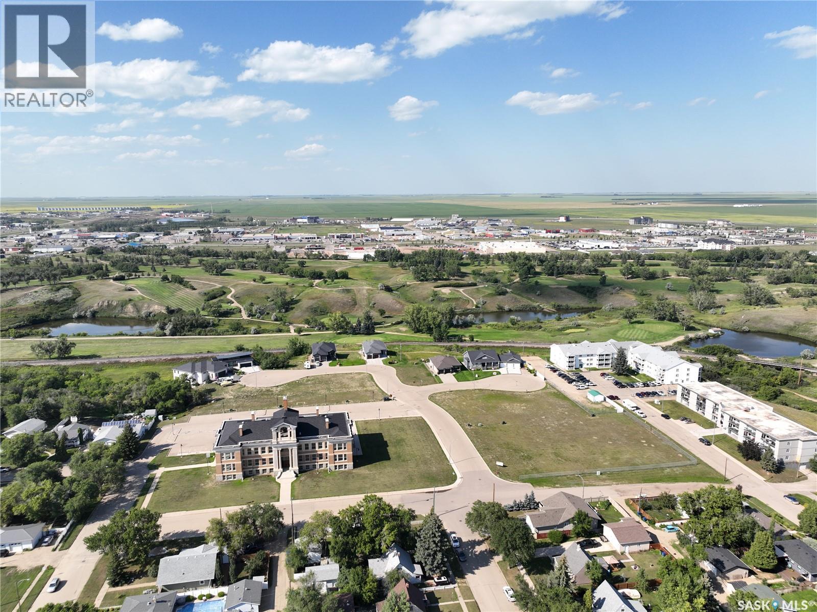 33 Copper Ridge Way, Moose Jaw, SK