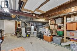 Image quality insufficient for description -