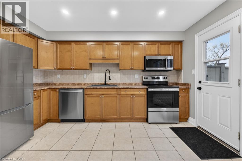 65 Woodman Drive S, Hamilton, ON