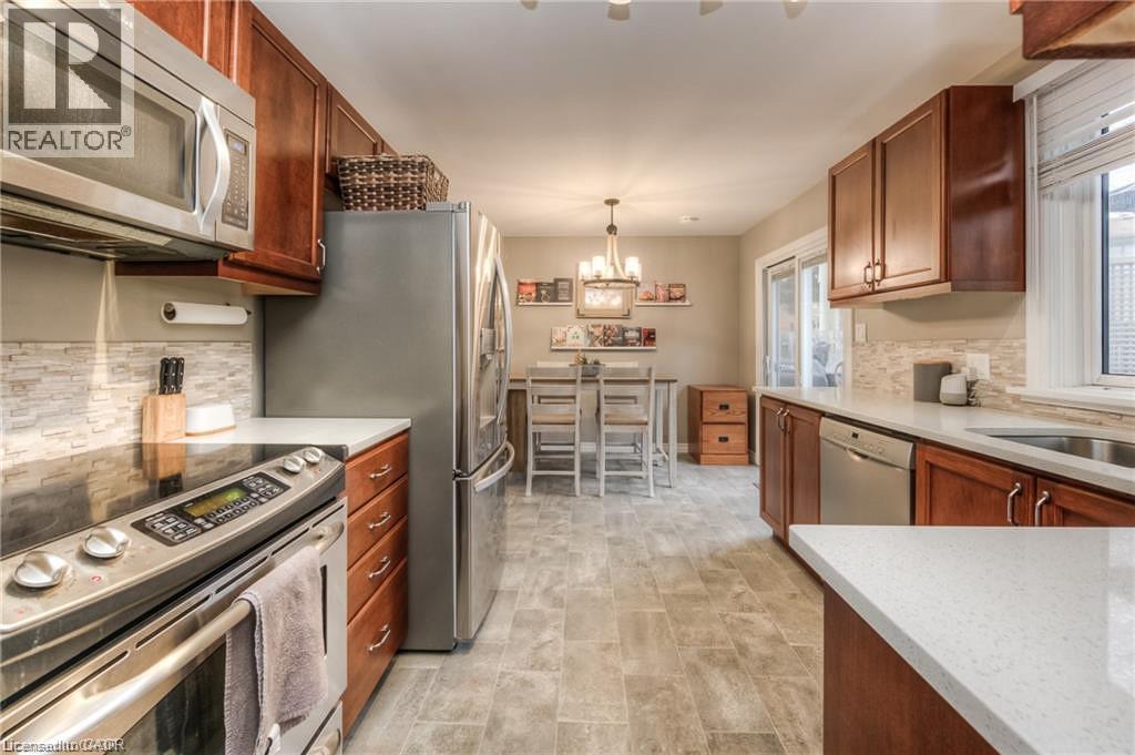 382 Cyrus Street, Cambridge, ON