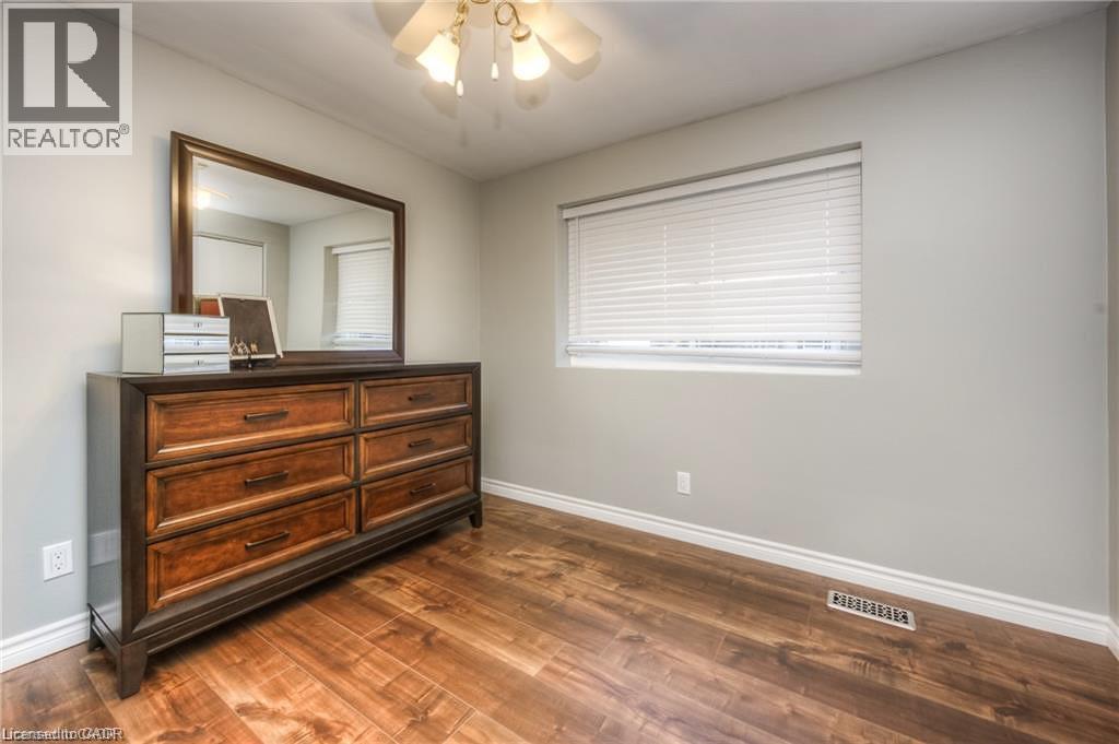 382 Cyrus Street, Cambridge, ON