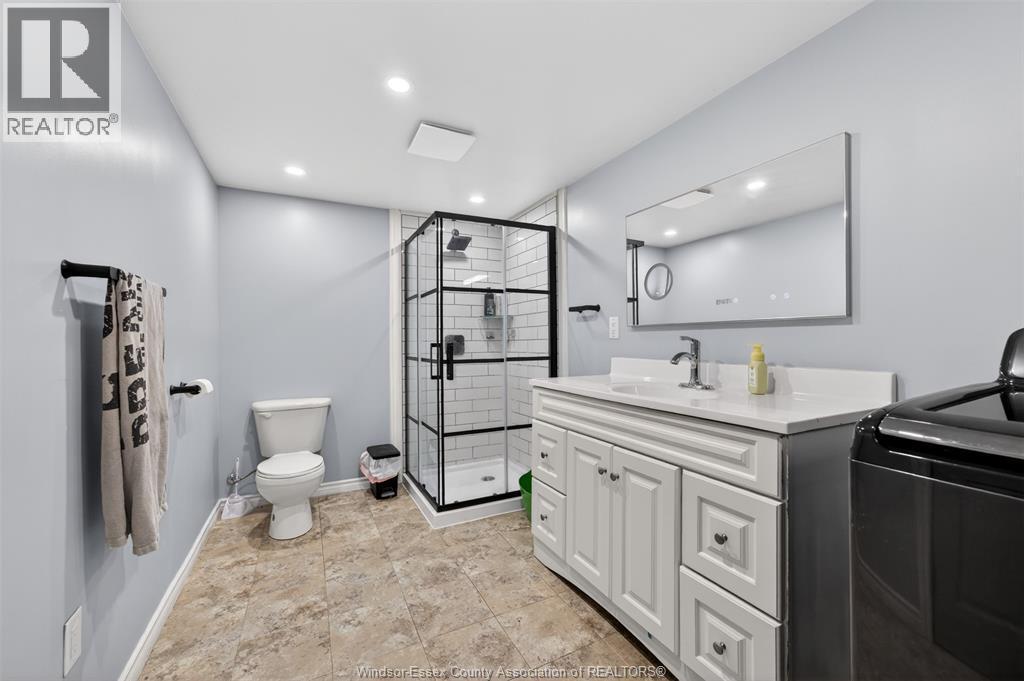 226 Edgewater Boulevard, Tecumseh, ON