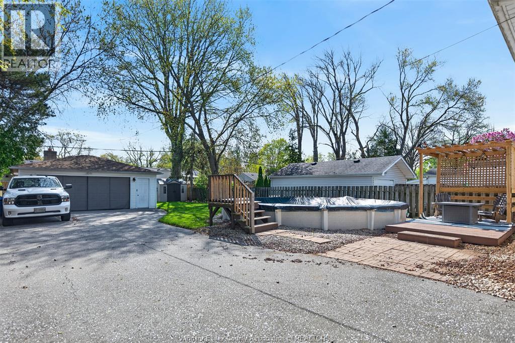 226 Edgewater Boulevard, Tecumseh, ON